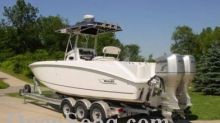 2005 Boston Whaler: 270 Outrage